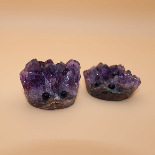Amethyst Igel – Handgefertigter Kristalligel aus Amethyst-Cluster