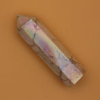 Torre Aura Howlite – Compagno scintillante per la pace interiore e la chiarezza spirituale