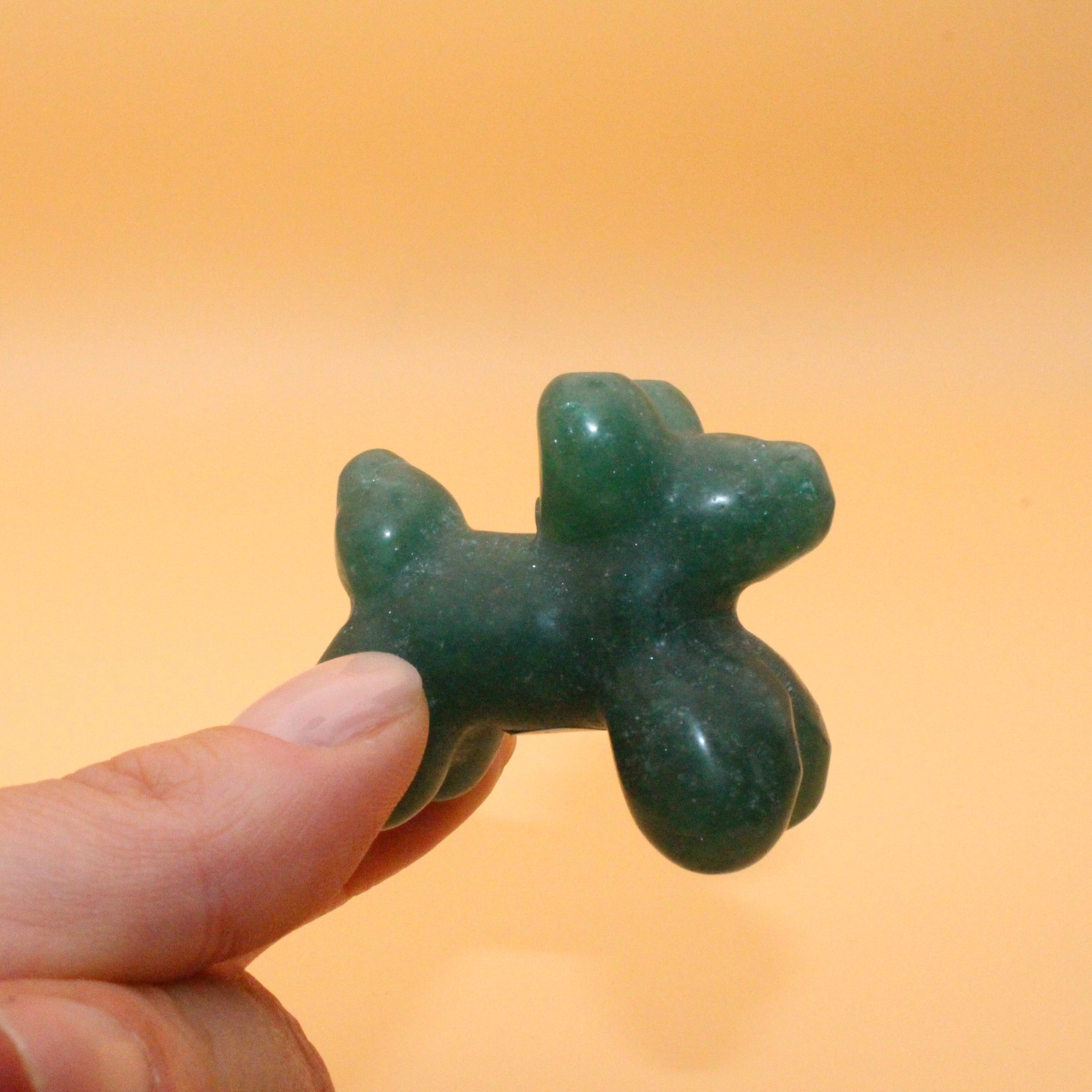 Sfera di Rubino-Zoisite – Armonia di Passione e Radicamento