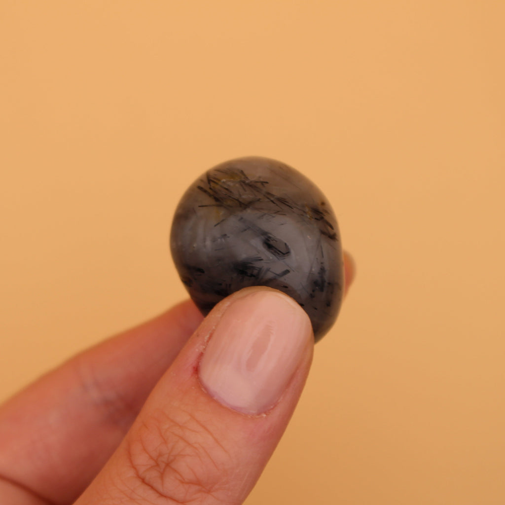 Sfera di Fluorite Anguria – Armonia, Chiarezza ed Equilibrio Energetico