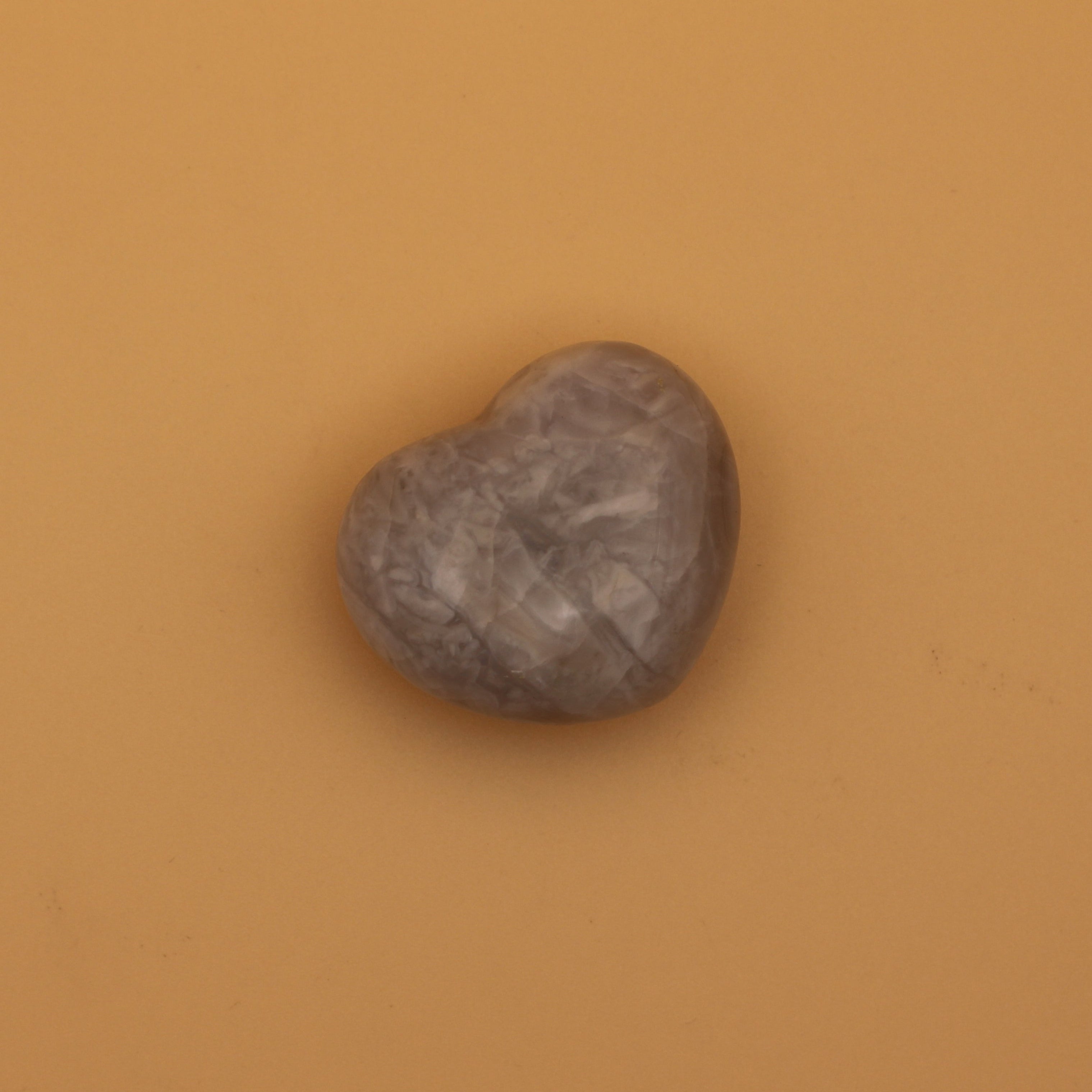 Torre di Fluorite – Pietra del Potere per Chiarezza e Armonia