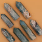 Sfera di Fluorite Anguria – Armonia, Chiarezza ed Equilibrio Energetico