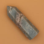 Sfera di Fluorite Anguria – Armonia, Chiarezza ed Equilibrio Energetico