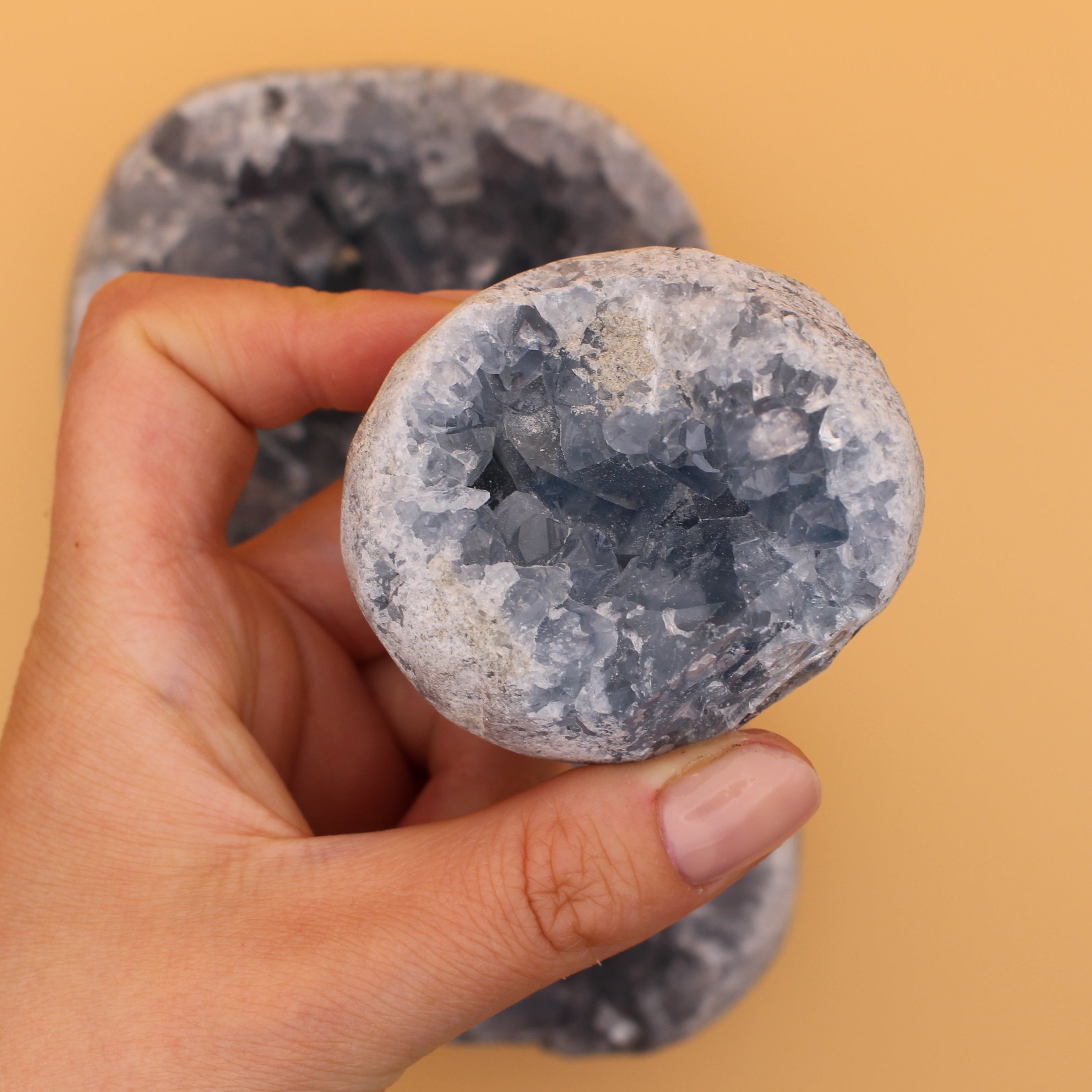 Torre di Fluorite – Bellezza naturale e chiarezza energetica