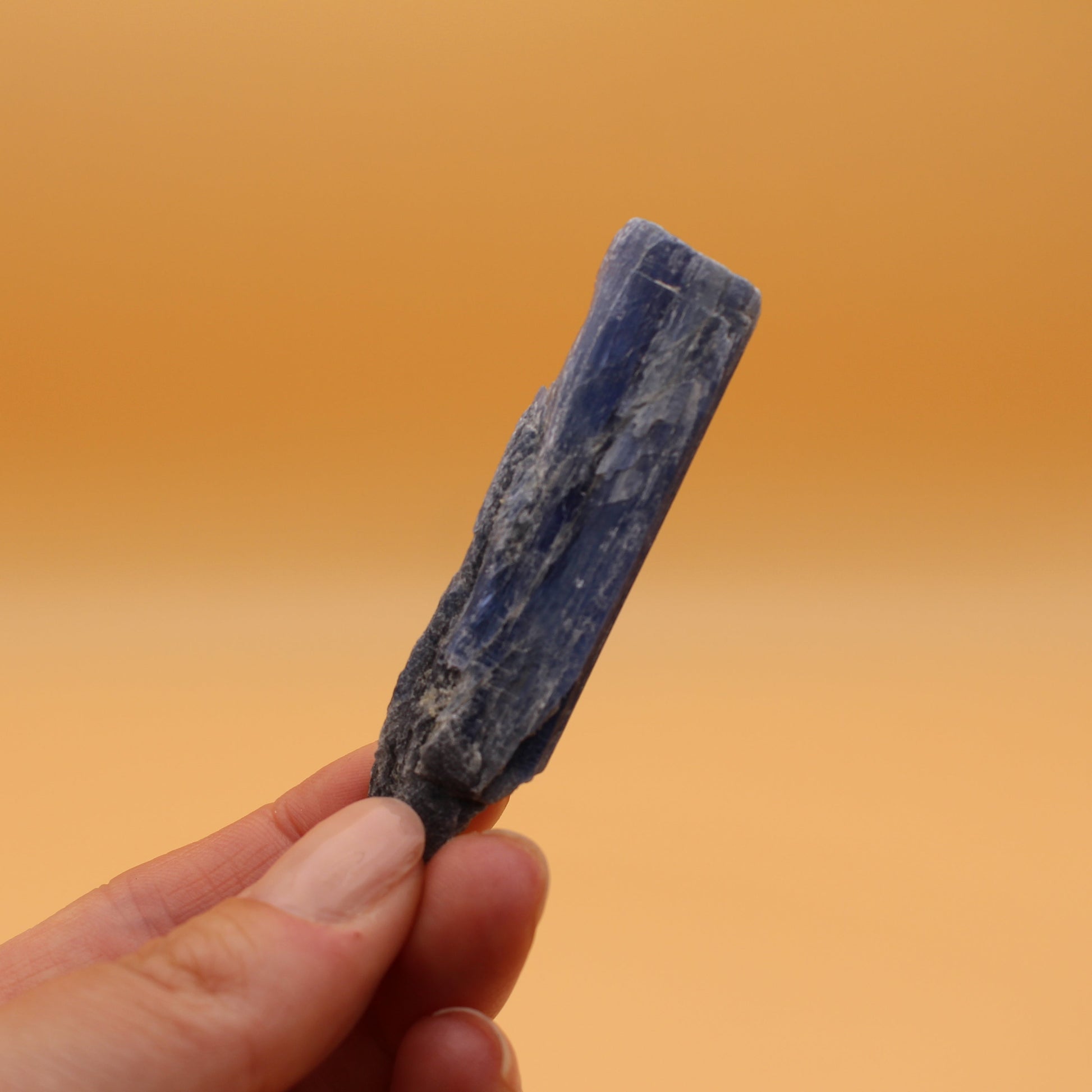 Cyanit Disten Stäbe – Natürliche Klarheit & energetische Balance