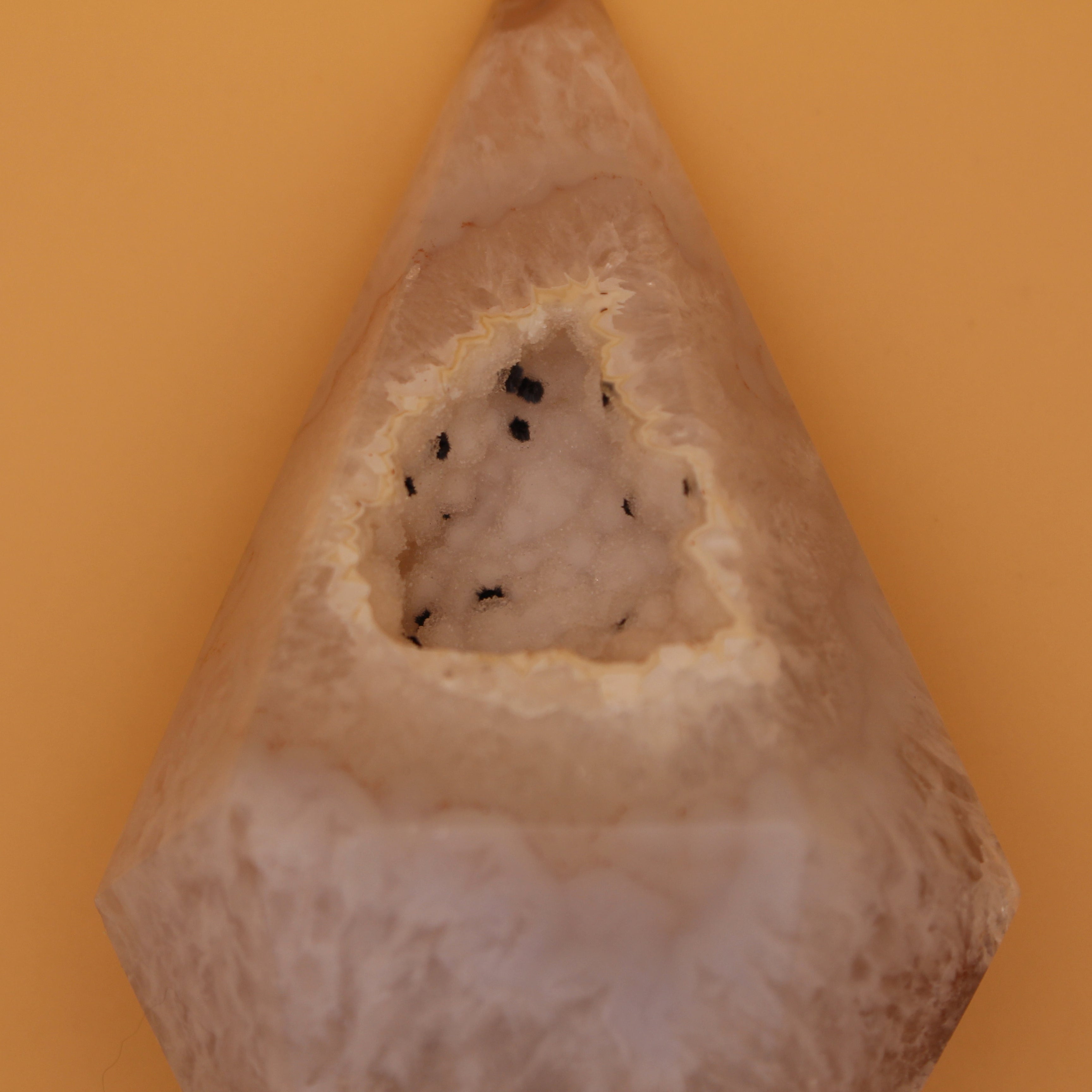 Torre di Fluorite – Bellezza naturale e chiarezza energetica