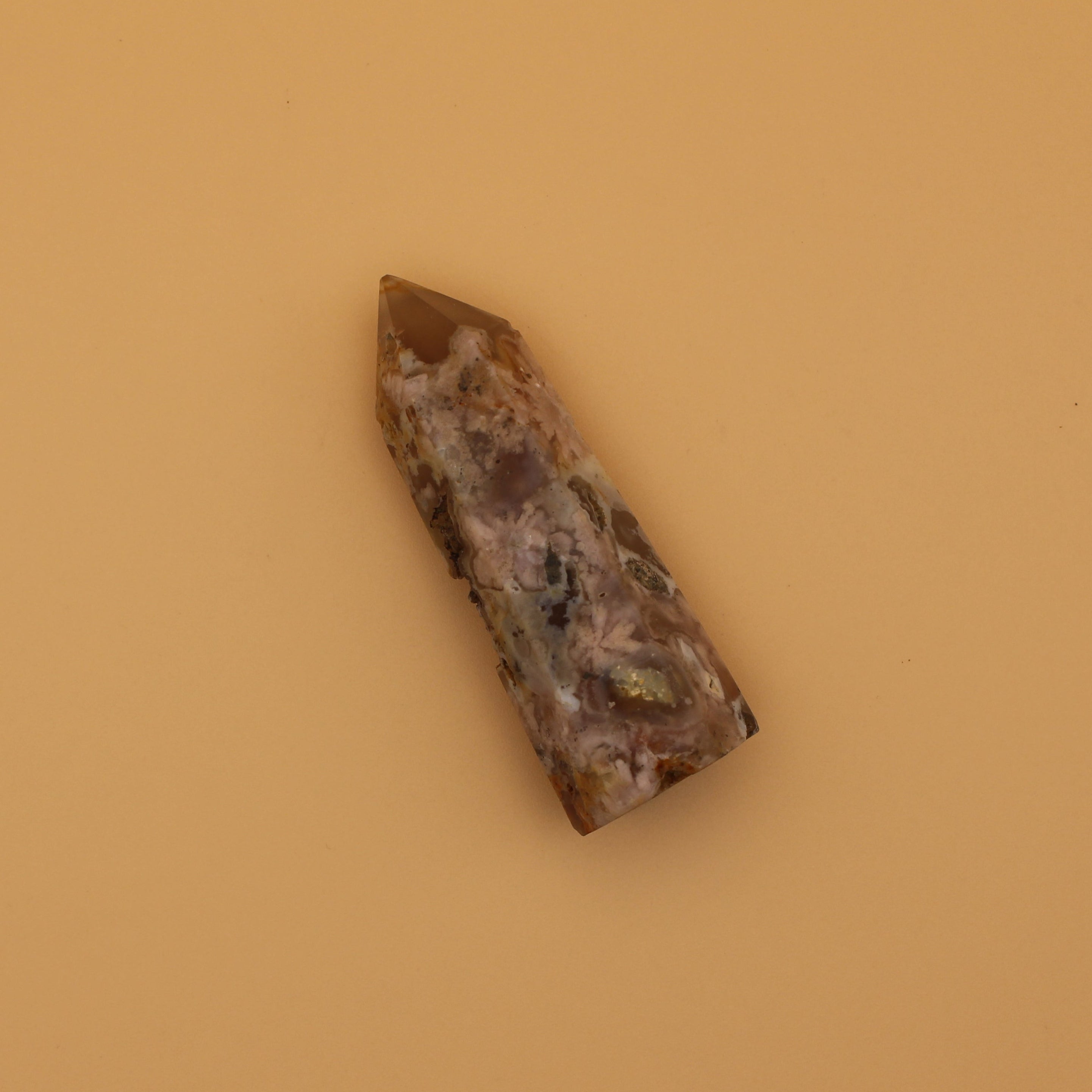 Torre di Fluorite – Bellezza naturale e chiarezza energetica