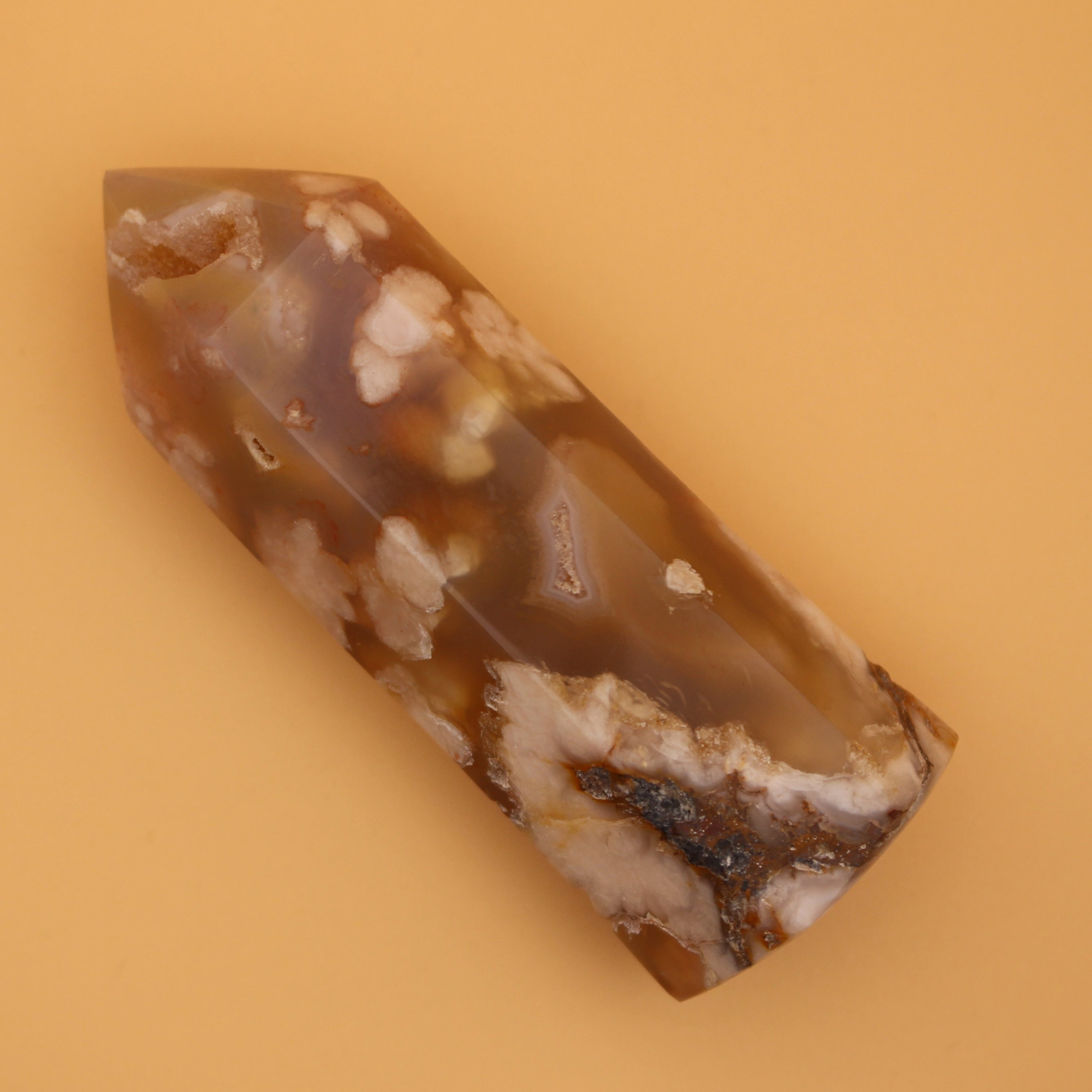 Torre di Fluorite – Bellezza naturale e chiarezza energetica