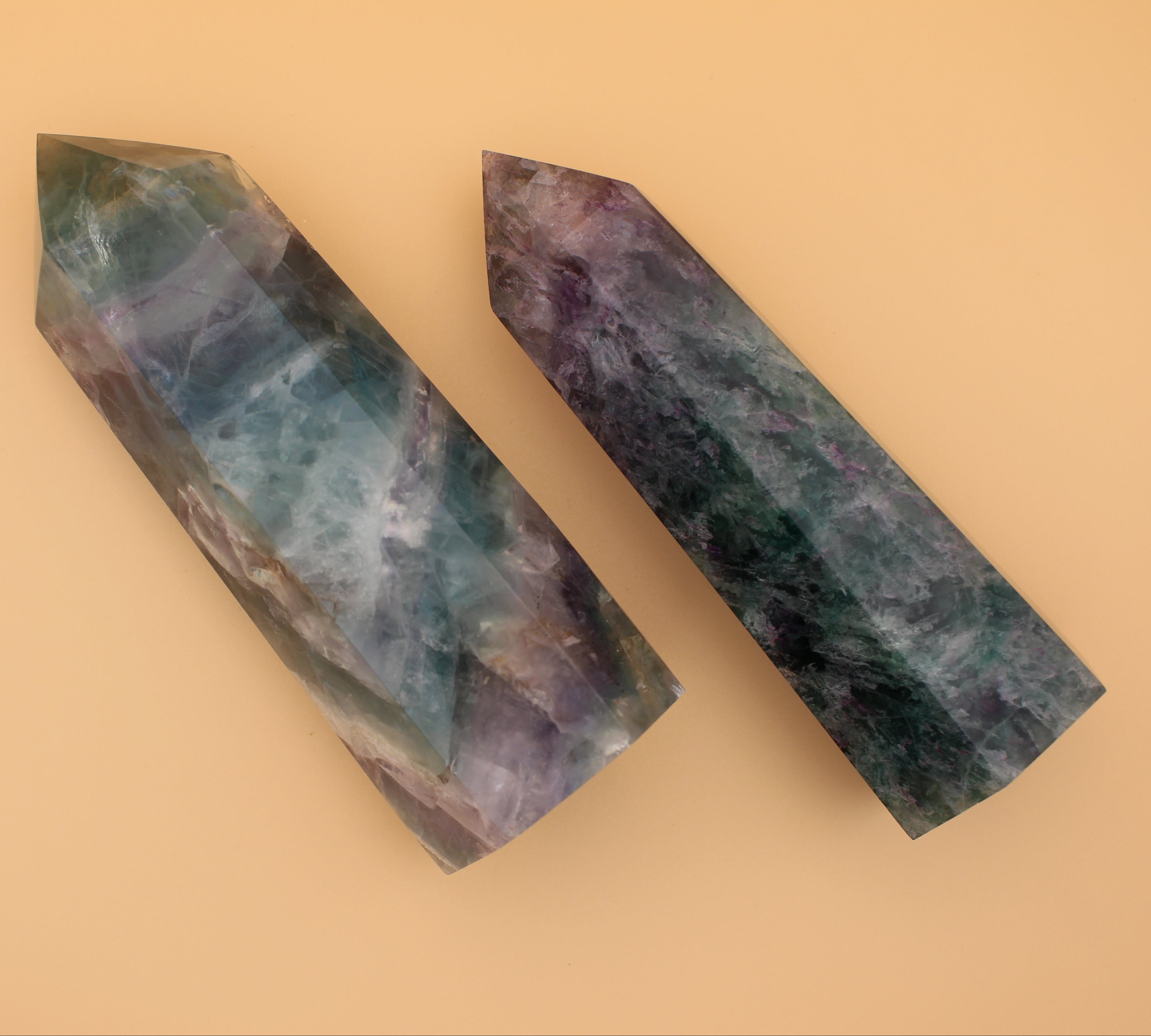 Torre di Fluorite – Bellezza naturale e chiarezza energetica