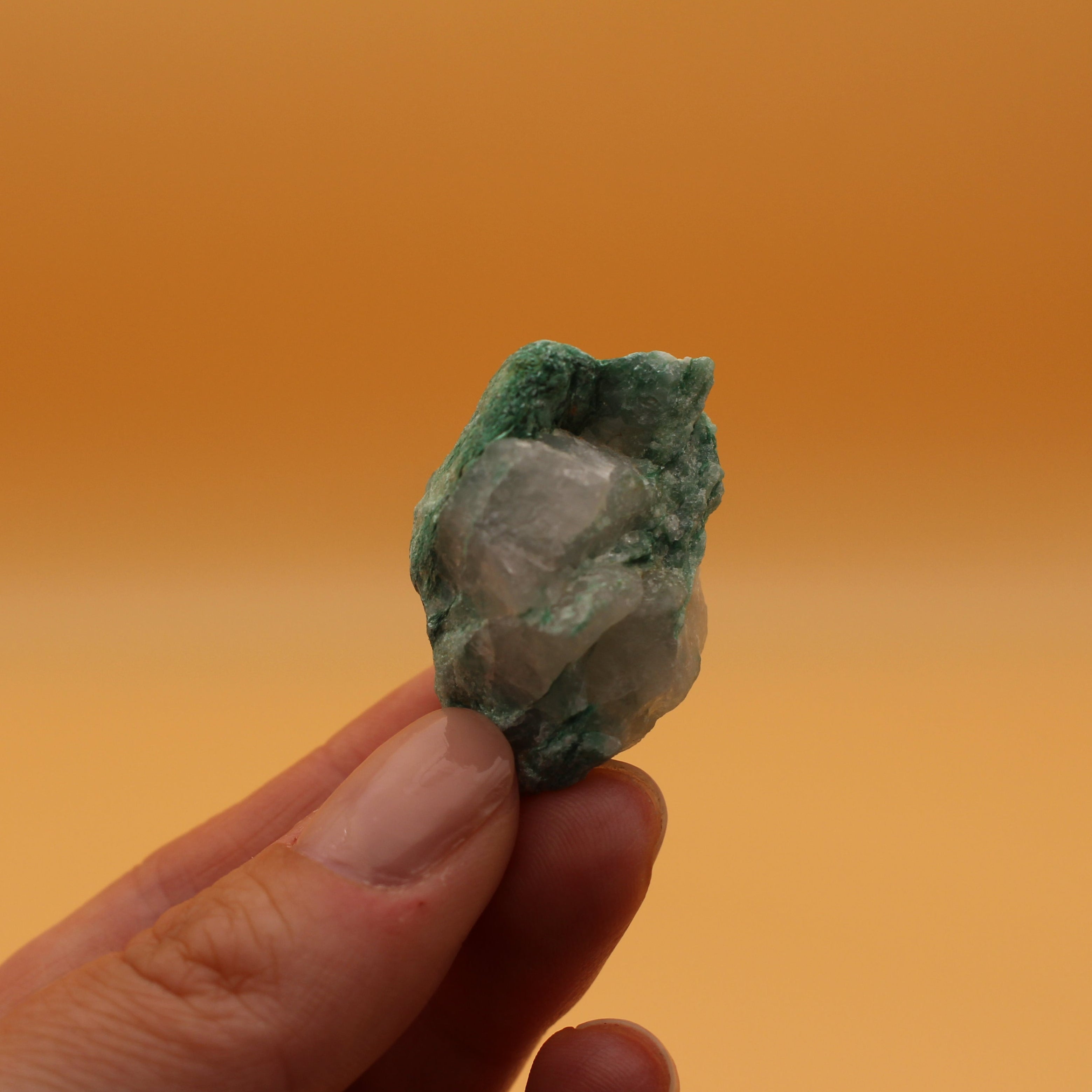 Torre di Fluorite – Bellezza naturale e chiarezza energetica