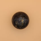 Sfera di labradorite – Pietra mistica protettiva per l'intuizione e la trasformazione