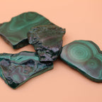 Malachit Platte – Transformation & Herzensenergie