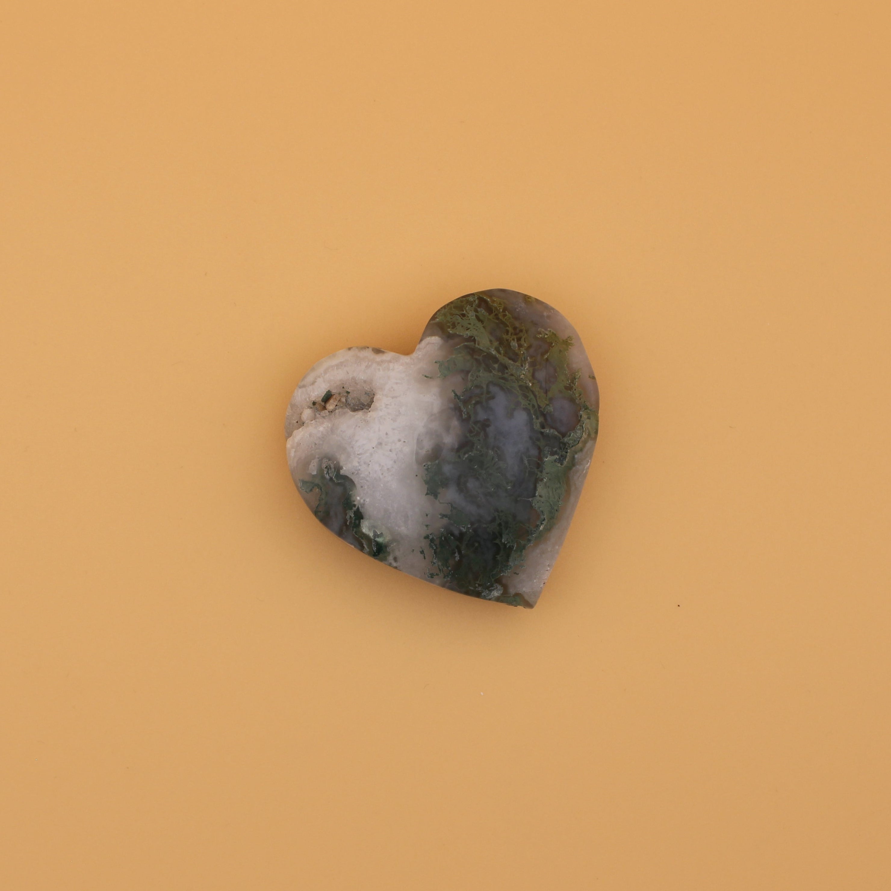 Cuore di Mossagate – Pietra naturale per la messa a terra e l'energia del cuore
