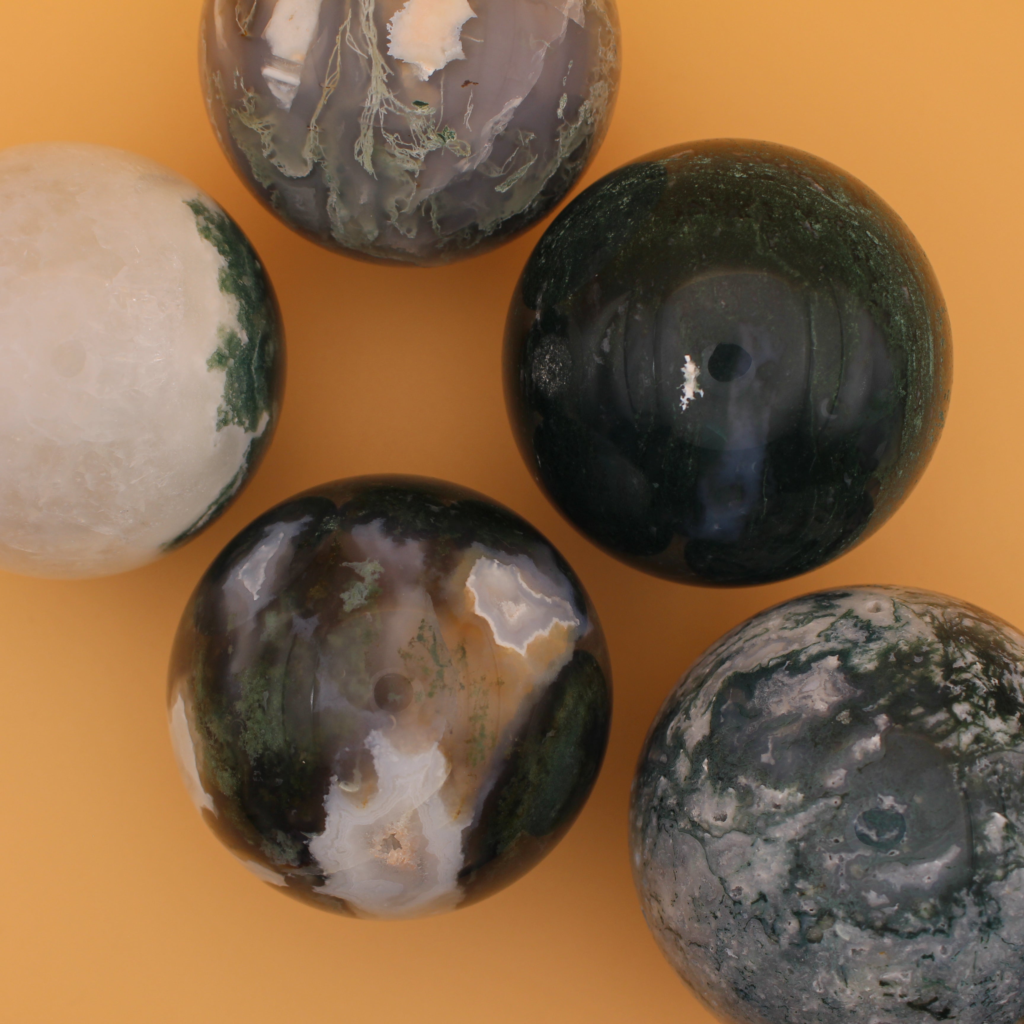 Cuore di Mossagate – Pietra naturale per la messa a terra e l'energia del cuore