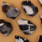 Orca Agate Flame – powerfully shaped flame for clarity &amp; grounding