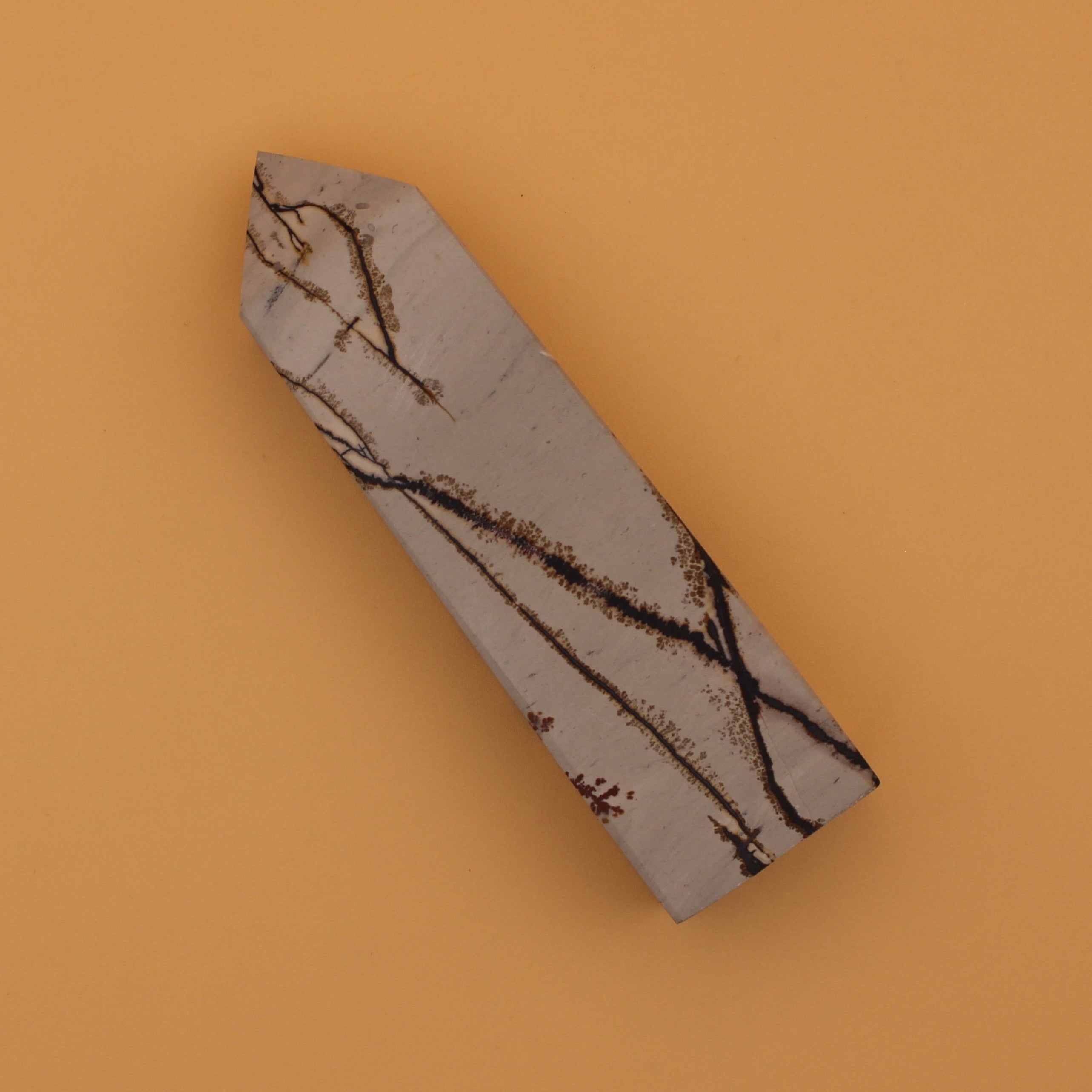 Immagine Jasper Tower – Pietra di messa a terra con motivo paesaggistico naturale