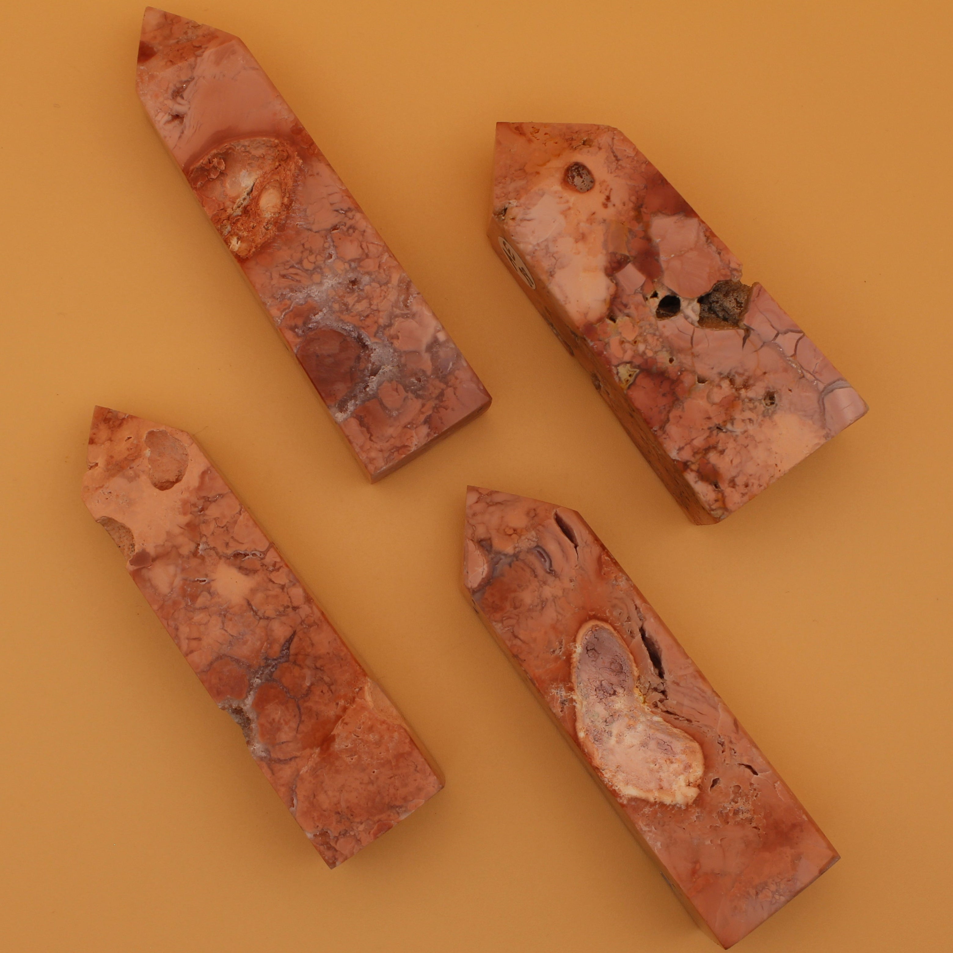Torre di Fluorite – Bellezza naturale e chiarezza energetica