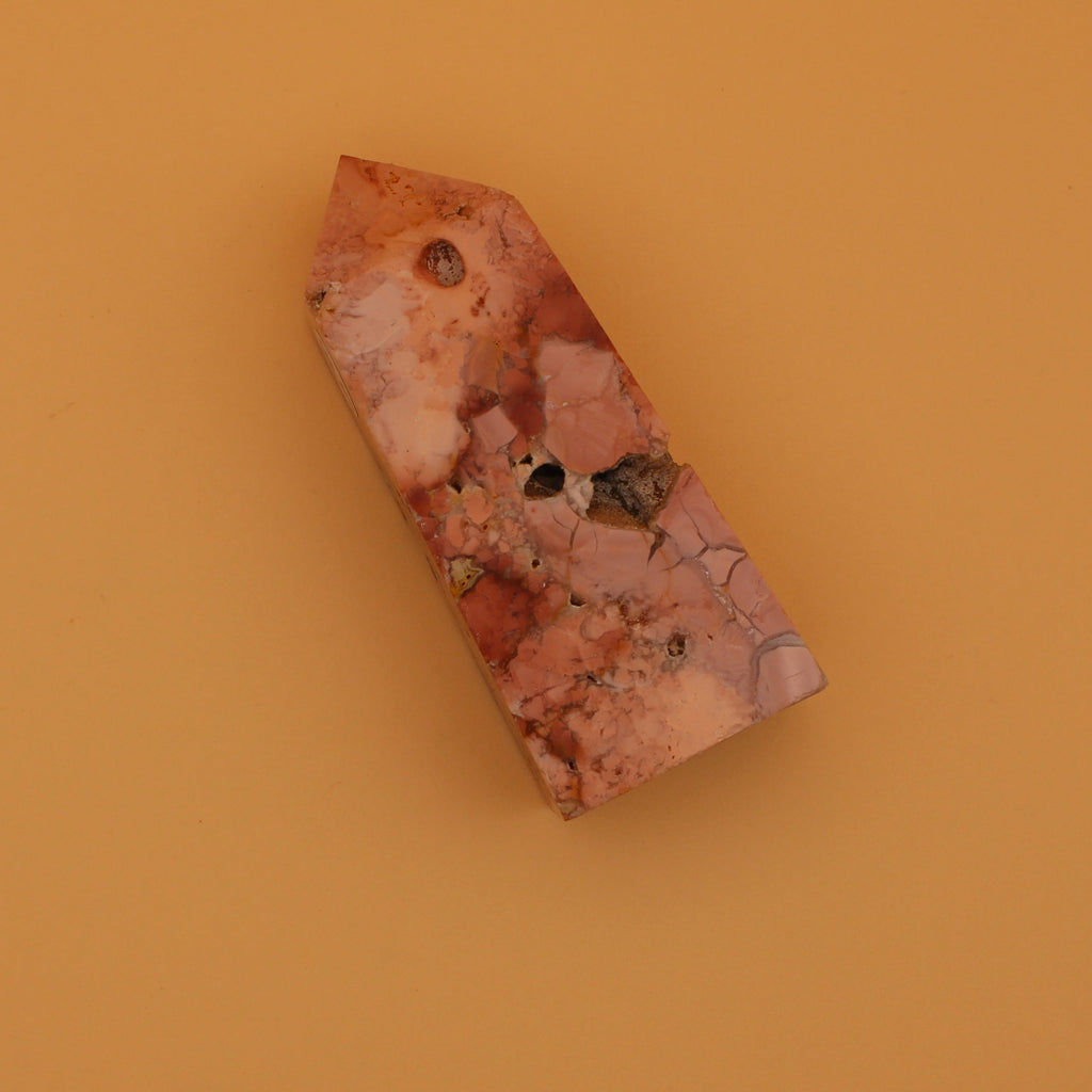 Torre di Fluorite – Bellezza naturale e chiarezza energetica