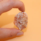 Pietra grezza Sunstone – fonte di forza per gioia di vivere, vitalità e fiducia in se stessi
