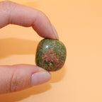 Fungo di cristallo di Unakite – Guarigione delicata ed equilibrio emotivo